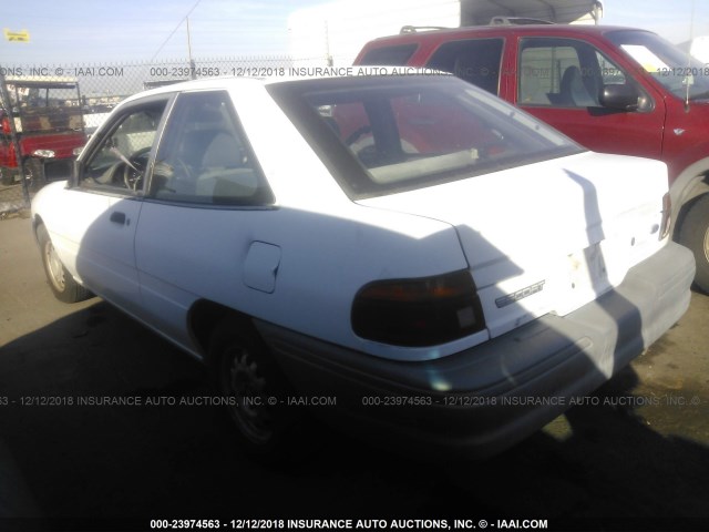 1FAPP10JXPW390594 - 1993 FORD ESCORT WHITE photo 3