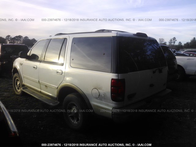 1FMPU18L92LA19831 - 2002 FORD EXPEDITION EDDIE BAUER WHITE photo 3