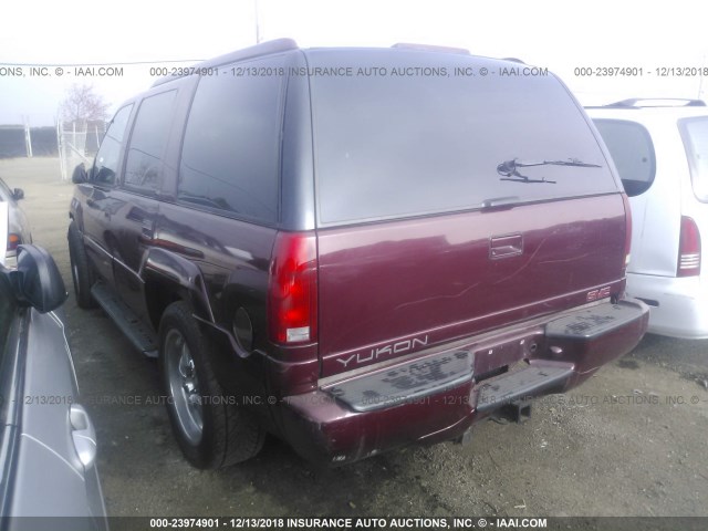 1GKEK13R0XR916882 - 1999 GMC DENALI BURGUNDY photo 3