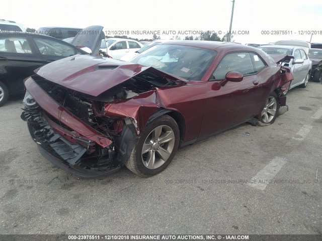 2C3CDZAG6JH183388 - 2018 DODGE CHALLENGER SXT RED photo 2