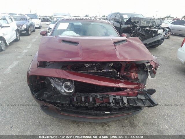 2C3CDZAG6JH183388 - 2018 DODGE CHALLENGER SXT RED photo 6