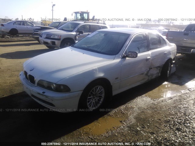 WBADT63421CF07623 - 2001 BMW 530 I AUTOMATIC WHITE photo 2