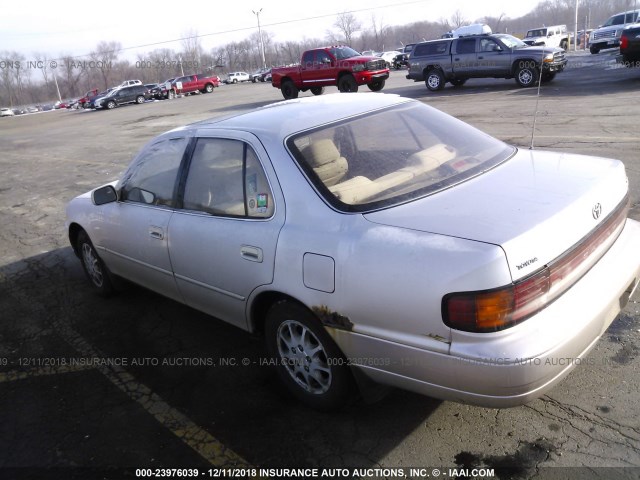 4T1SK13E6RU436448 - 1994 TOYOTA CAMRY XLE TAN photo 3