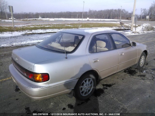 4T1SK13E6RU436448 - 1994 TOYOTA CAMRY XLE TAN photo 4