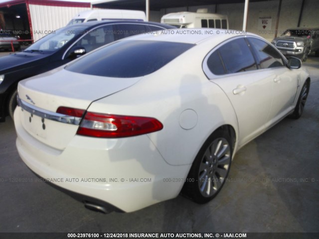 SAJWA05B09HR11074 - 2009 JAGUAR XF LUXURY WHITE photo 4