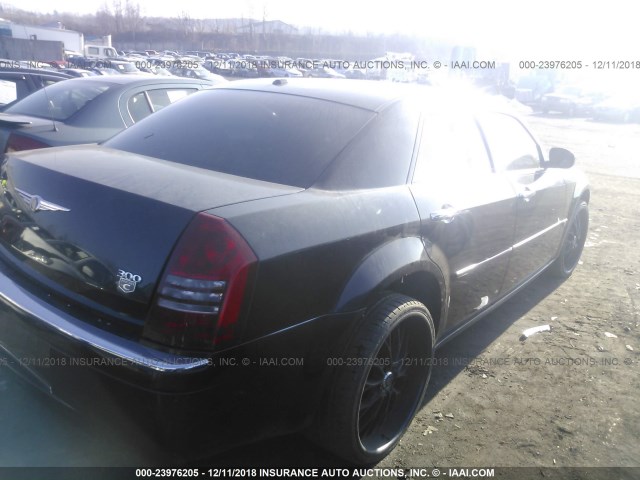 2C3LK63H97H870982 - 2007 CHRYSLER 300C BLACK photo 4