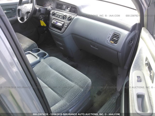 2HKRL18571H573406 - 2001 HONDA ODYSSEY LX GRAY photo 5