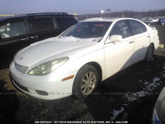 JTHBA30G445008582 - 2004 LEXUS ES 330 WHITE photo 2