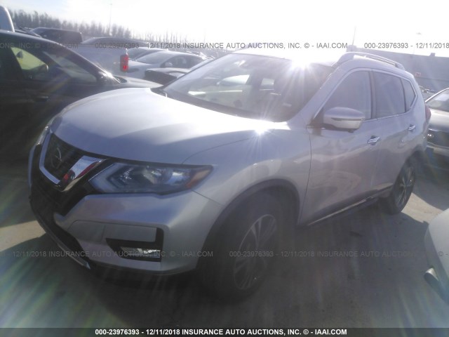 JN8AT2MV8JW318433 - 2018 NISSAN ROGUE S/SL/SV SILVER photo 2