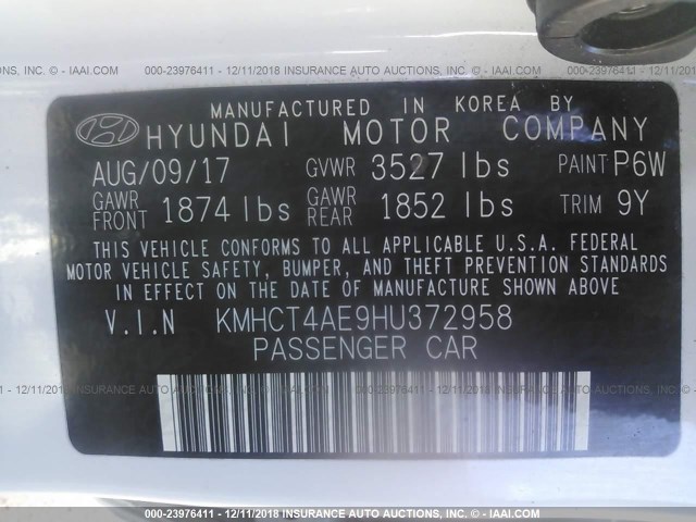 KMHCT4AE9HU372958 - 2017 HYUNDAI ACCENT SE WHITE photo 9