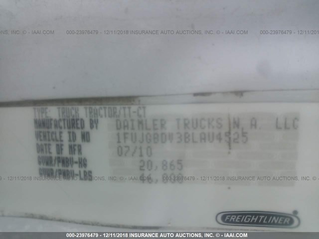 1FUJGBDV3BLAU4525 - 2011 FREIGHTLINER CASCADIA 113  WHITE photo 9