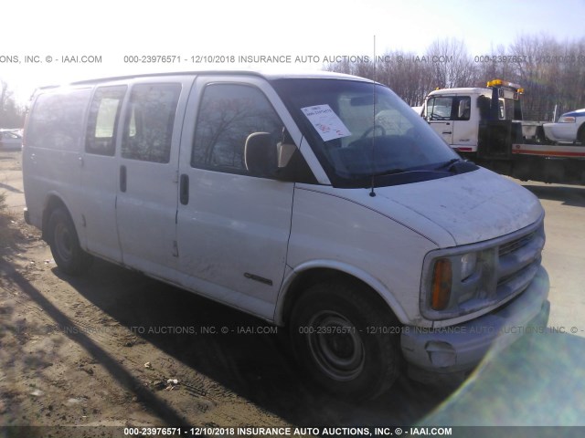 1GCEG15W921158760 - 2002 CHEVROLET EXPRESS G1500  WHITE photo 1