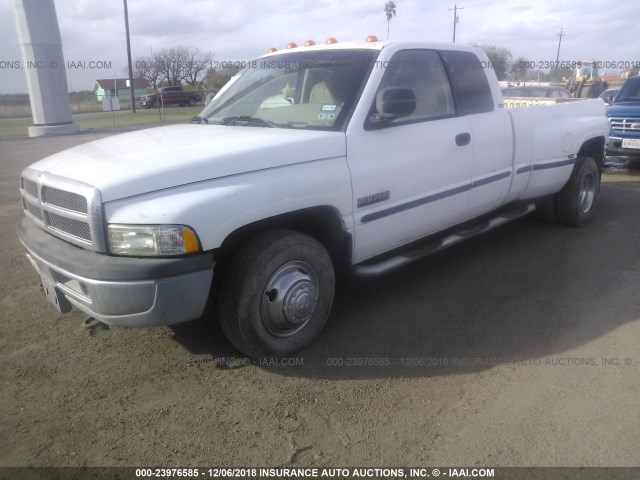 1B7MC3362WJ193250 - 1998 DODGE RAM 3500 WHITE photo 2