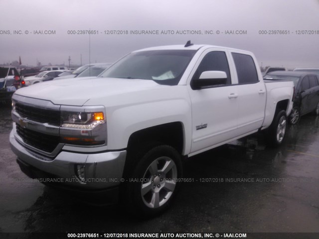 3GCPCREC7JG185237 - 2018 CHEVROLET SILVERADO C1500 LT WHITE photo 2