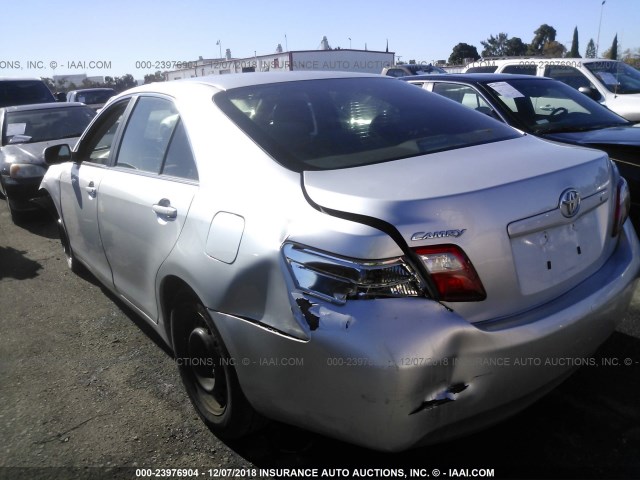4T1BE46K48U759048 - 2008 TOYOTA CAMRY CE/LE/XLE/SE SILVER photo 3