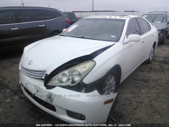 JTHBA30GX45050710 - 2004 LEXUS ES 330 WHITE photo 2