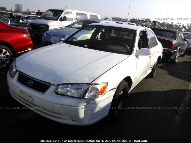 4T1BG22K21U769040 - 2001 TOYOTA CAMRY CE/LE/XLE WHITE photo 2