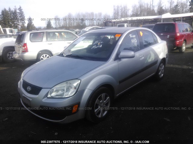 KNADE123386323934 - 2008 KIA RIO LX/SX SILVER photo 2