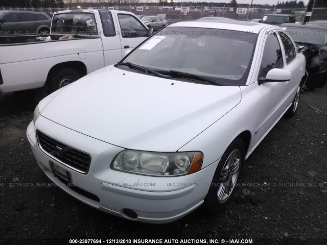 YV1RS592462552871 - 2006 VOLVO S60 2.5T WHITE photo 2