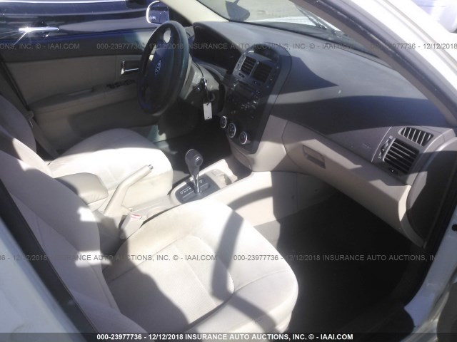 KNAFE221895668266 - 2009 KIA SPECTRA EX/LX/SX WHITE photo 5