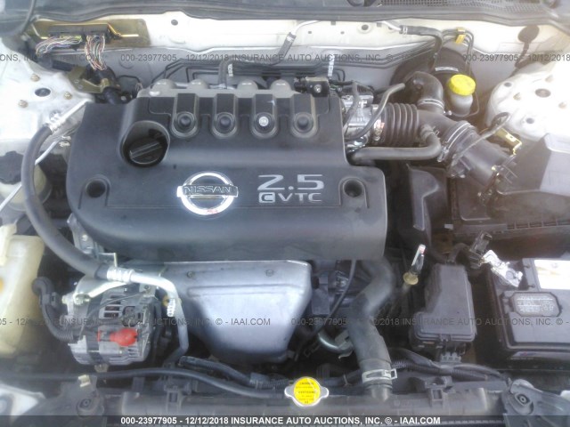 3N1AB51A44L741864 - 2004 NISSAN SENTRA 2.5S WHITE photo 10