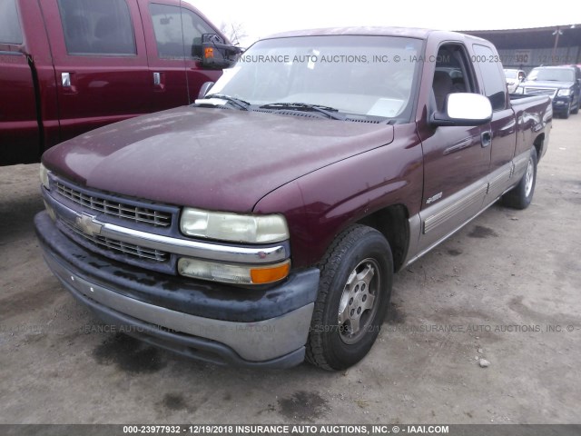 2GCEC19T6Y1379070 - 2000 CHEVROLET SILVERADO C1500 RED photo 2