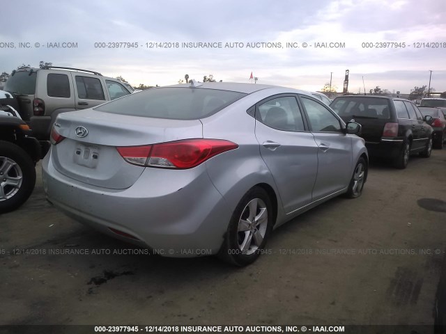 5NPDH4AE3DH178800 - 2013 HYUNDAI ELANTRA GLS/LIMITED SILVER photo 4