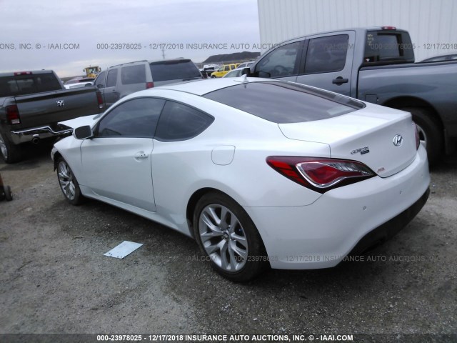 KMHHU6KJ8DU097989 - 2013 HYUNDAI GENESIS COUPE 3.8L WHITE photo 3