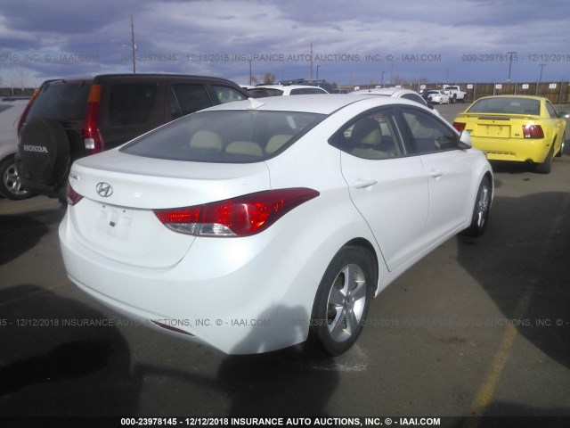 5NPDH4AE3DH455011 - 2013 HYUNDAI ELANTRA GLS/LIMITED WHITE photo 4