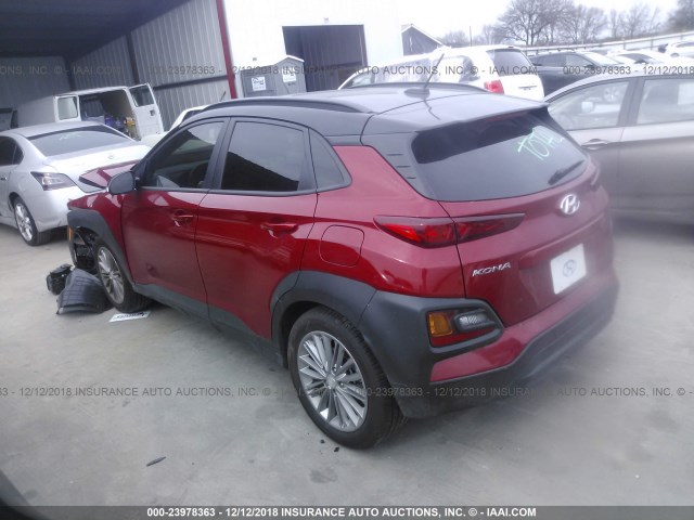 KM8K22AA8JU163149 - 2018 HYUNDAI KONA SEL RED photo 3