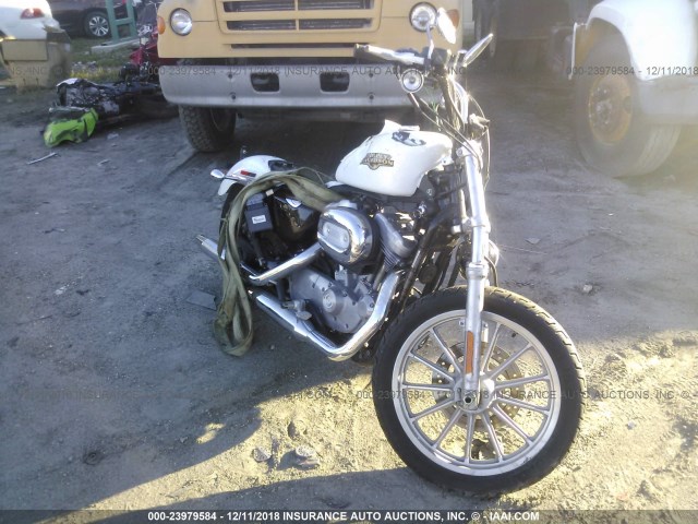 1HD4CR2198K424746 - 2008 HARLEY-DAVIDSON XL883 L WHITE photo 1