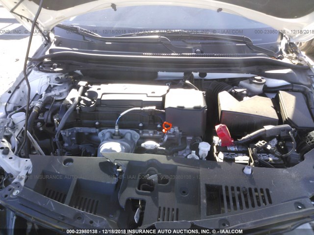 19UDE2F33GA020085 - 2016 ACURA ILX WATCH PLUS WHITE photo 10