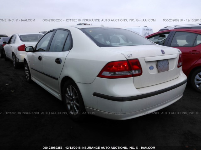 YS3FD49Y041052459 - 2004 SAAB 9-3 ARC WHITE photo 3