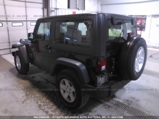 1C4GJWAG2JL927267 - 2018 JEEP WRANGLER SPORT BLACK photo 3