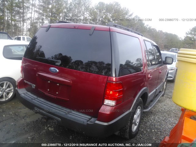 1FMPU15575LA94537 - 2005 FORD EXPEDITION XLT RED photo 4