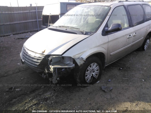 2A4GP44R86R705826 - 2006 CHRYSLER TOWN & COUNTRY LX TAN photo 6