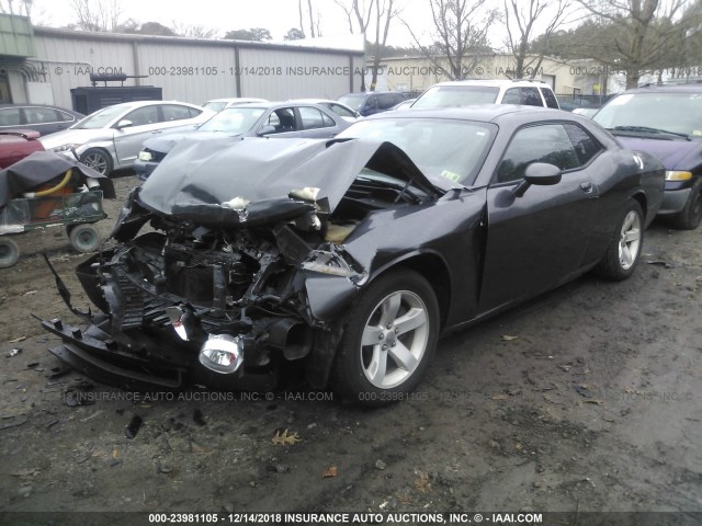 2C3CDYAG6DH670072 - 2013 DODGE CHALLENGER SXT GRAY photo 2