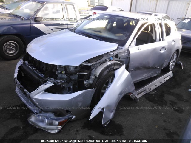 JTHKD5BH4F2217169 - 2015 LEXUS CT 200 SILVER photo 2