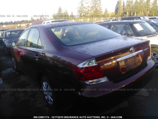 JTDBE32K953033594 - 2005 TOYOTA CAMRY LE/XLE/SE RED photo 3
