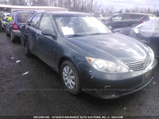 4T1BE32K05U060169 - 2005 TOYOTA CAMRY LE/XLE/SE GREEN photo 1