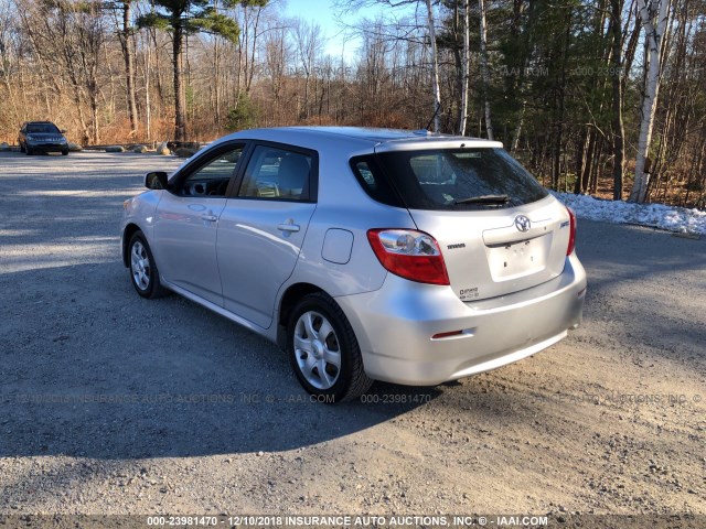 2T1KU40E09C080466 - 2009 TOYOTA COROLLA MATRIX  SILVER photo 3