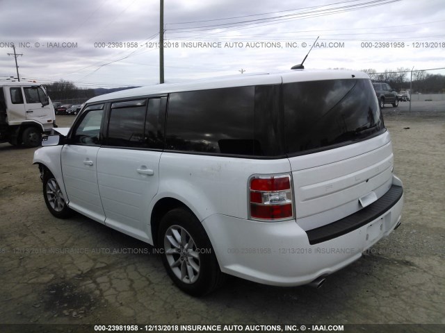 2FMGK5B80GBA15305 - 2016 FORD FLEX SE WHITE photo 3