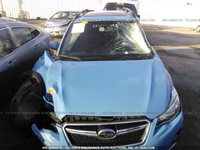 JF2GPANC6GH286923 - 2016 SUBARU CROSSTREK LIMITED BLUE photo 6