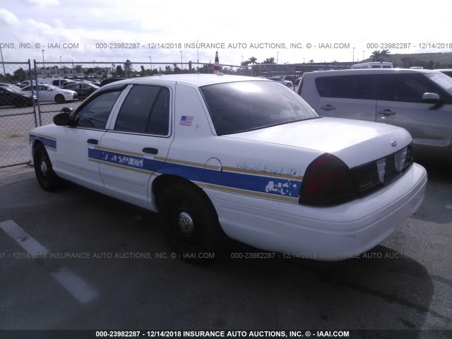 2FAFP71W36X165929 - 2006 FORD CROWN VICTORIA POLICE INTERCEPTOR WHITE photo 3