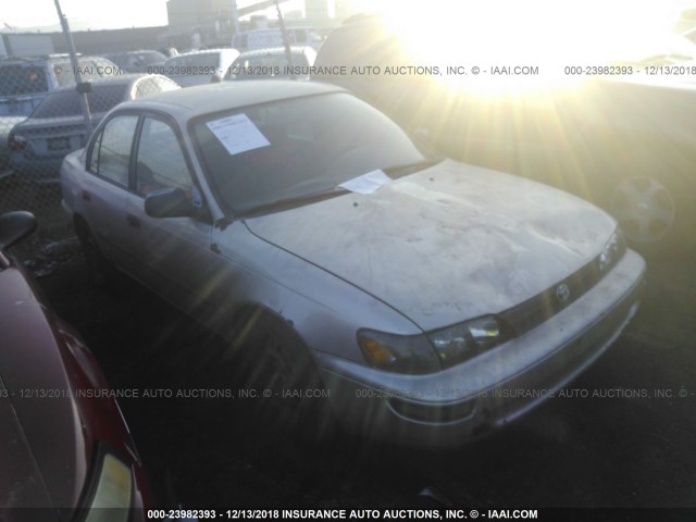 1NXAE09B8SZ265766 - 1995 TOYOTA COROLLA LE/DX GRAY photo 1