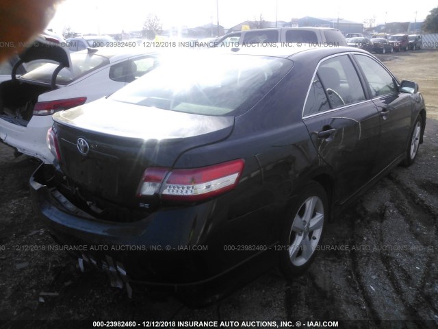 4T1BK3EK5BU121368 - 2011 TOYOTA CAMRY SE/LE/XLE 黑色 照片 4