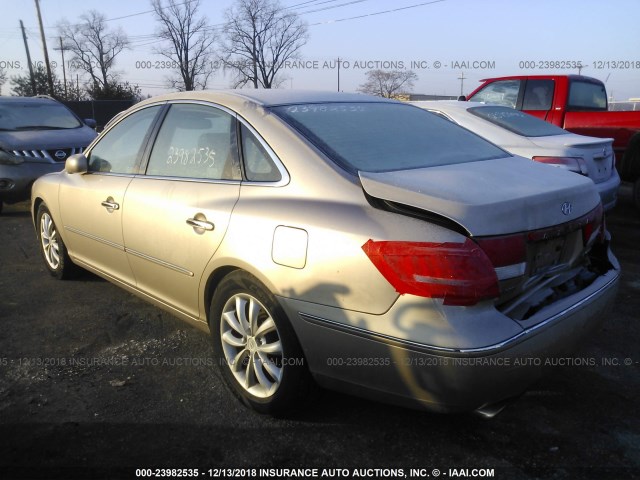 KMHFC46F06A120822 - 2006 HYUNDAI AZERA SE/LIMITED TAN photo 3