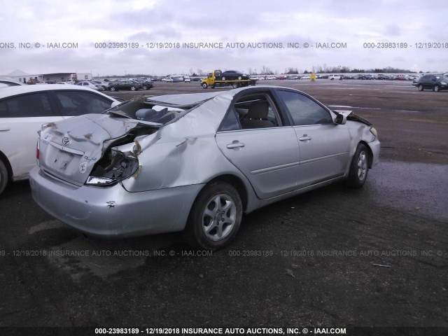 4T1BE32K85U991812 - 2005 TOYOTA CAMRY LE/XLE/SE SILVER photo 4