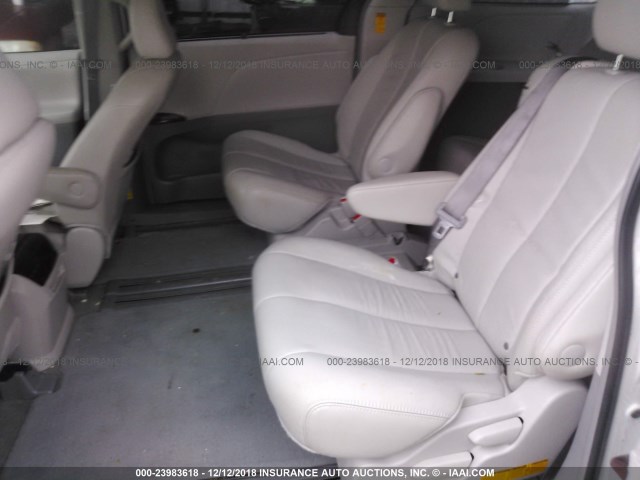 5TDYK3DC2DS401779 - 2013 TOYOTA SIENNA XLE/LIMITED WHITE photo 8