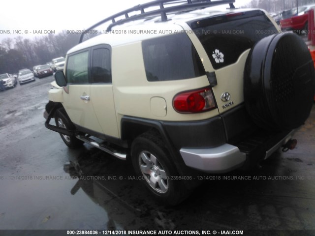 JTEBU11F08K006365 - 2008 TOYOTA FJ CRUISER CREAM photo 3